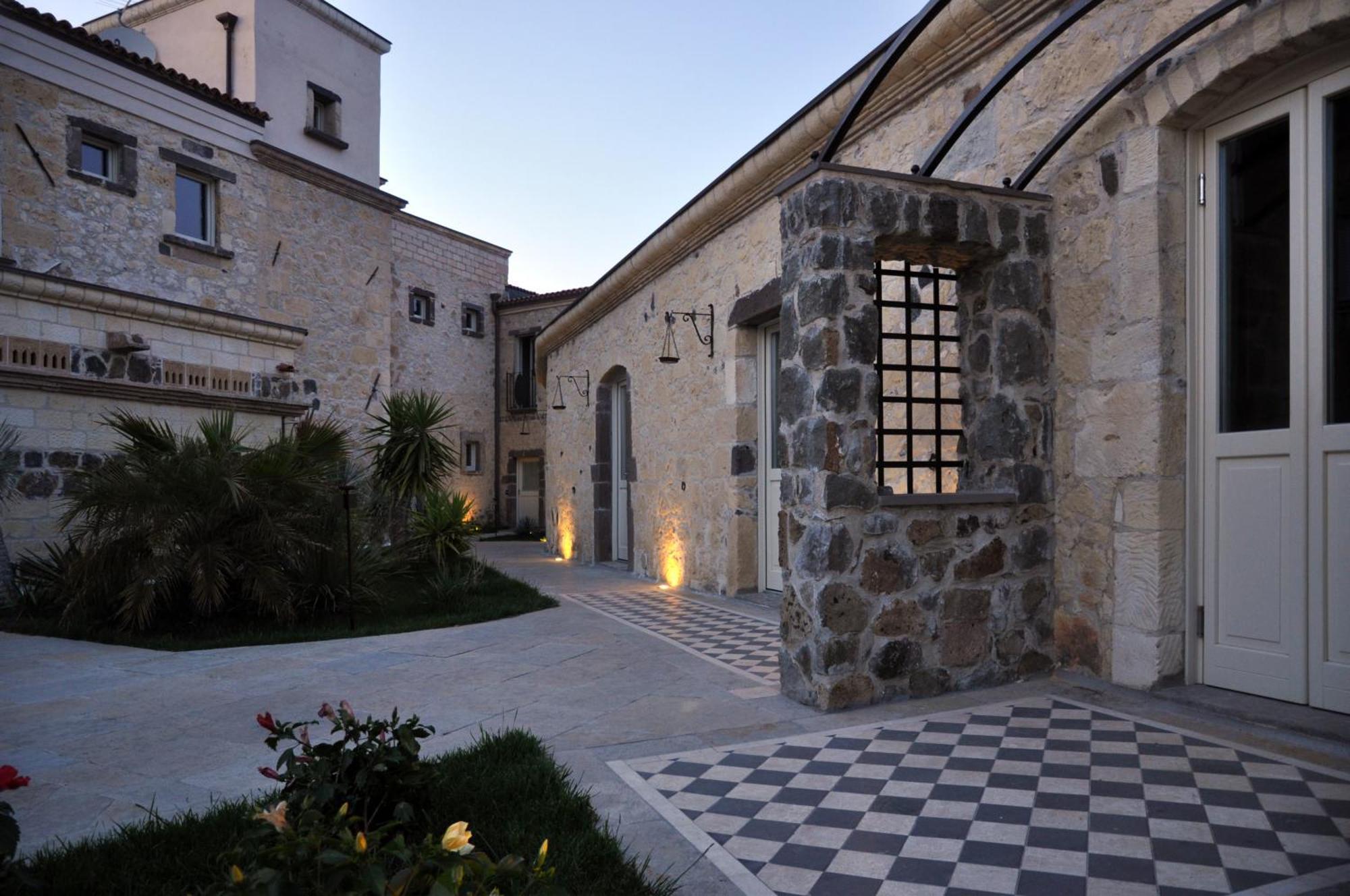 Hotel Maison Tresnuraghes Exterior foto